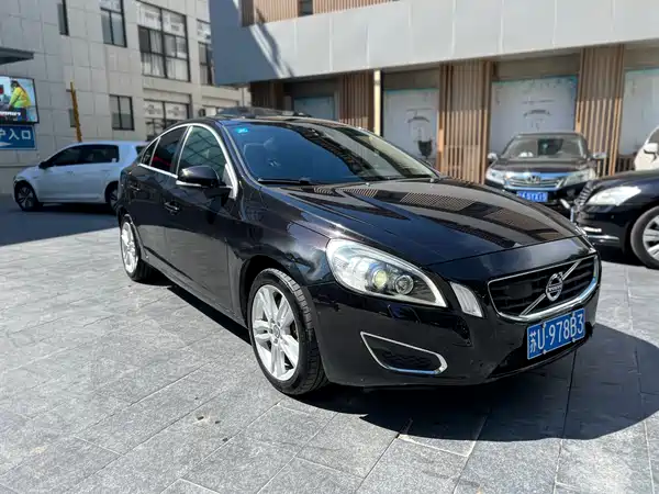 Volvo S60 2011