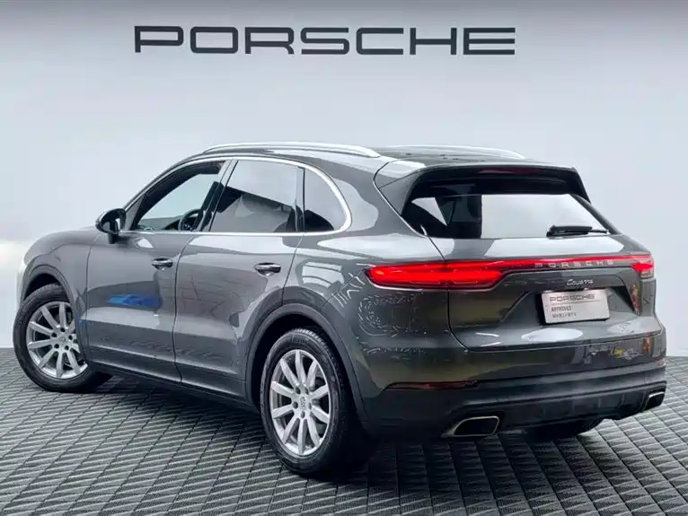Porsche Cayenne 2020 — фото 6