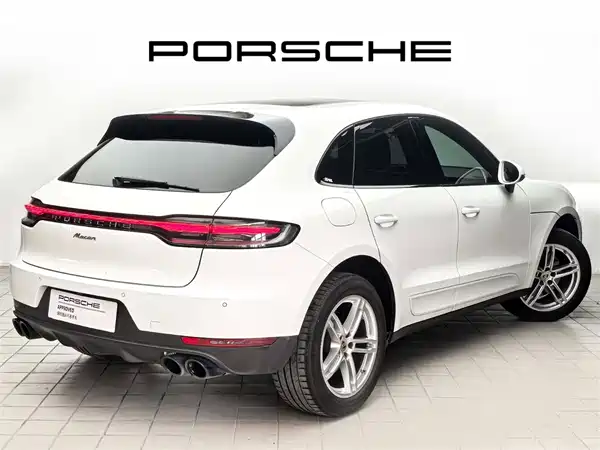 Porsche Macan 2021