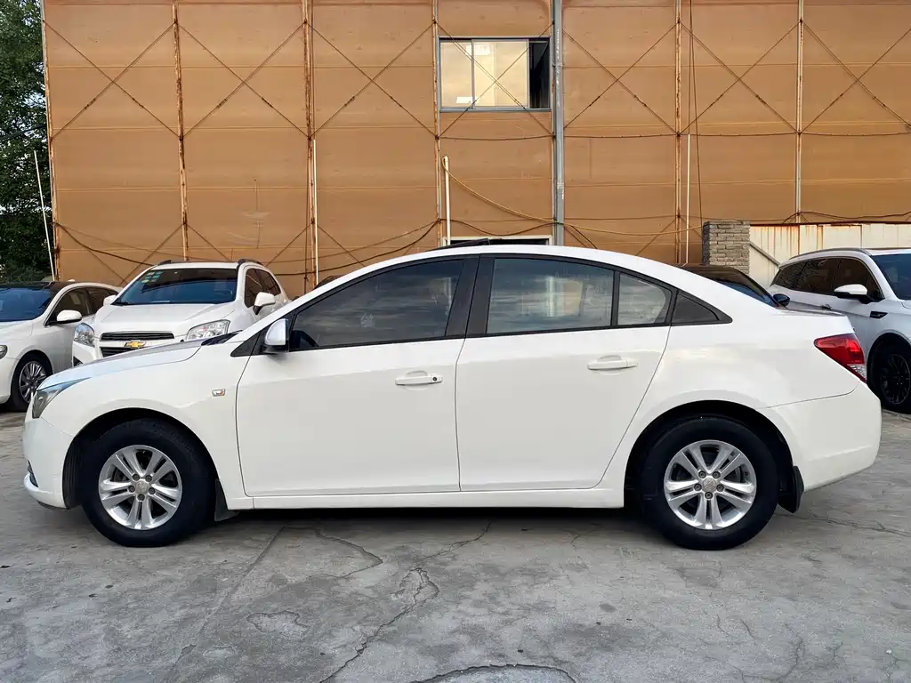 Chevrolet Cruze 2013 — фото 11