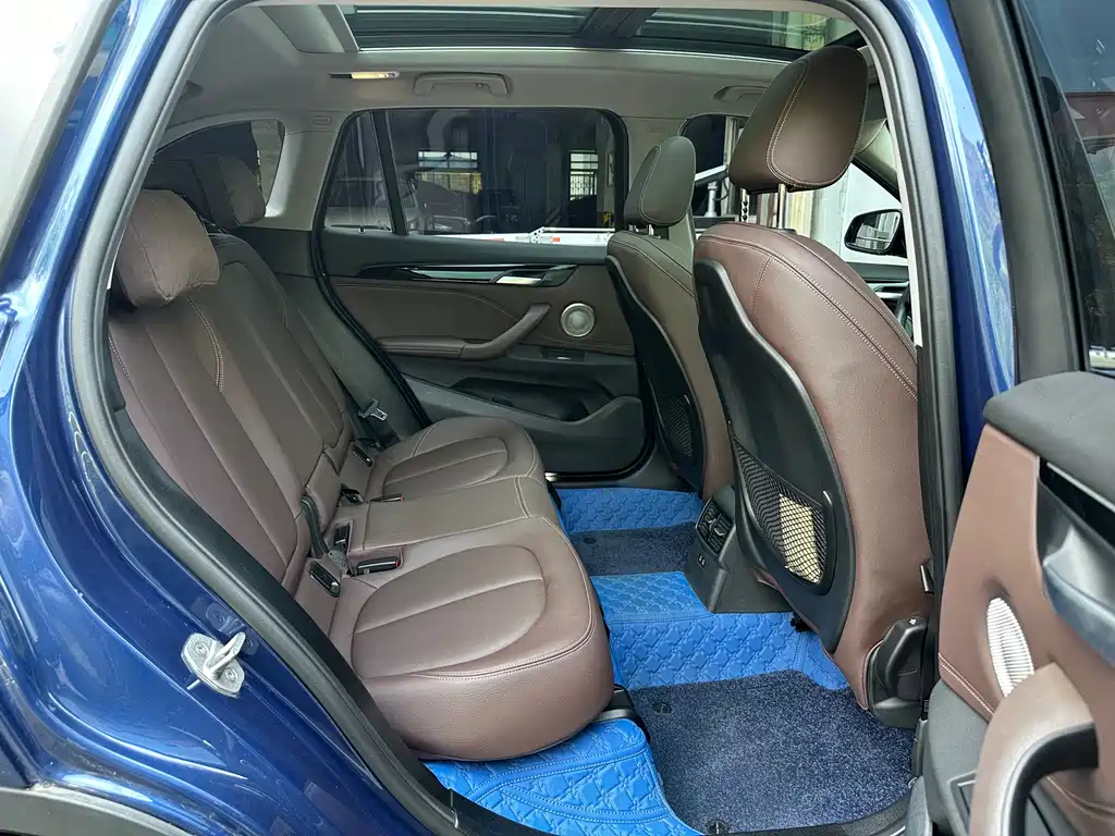 BMW X1 2021 — фото 11