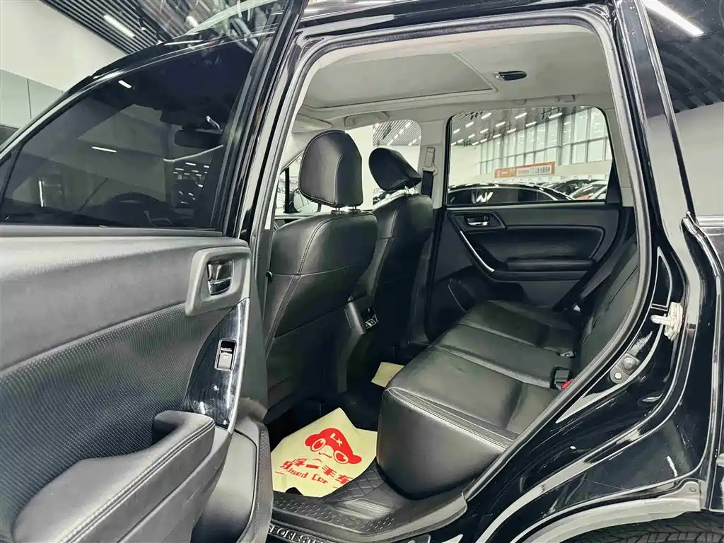 Subaru Forester 2017 — фото 17