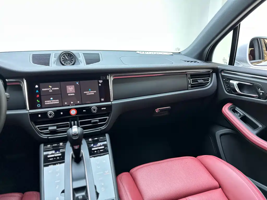 Porsche Macan 2026 — фото 18