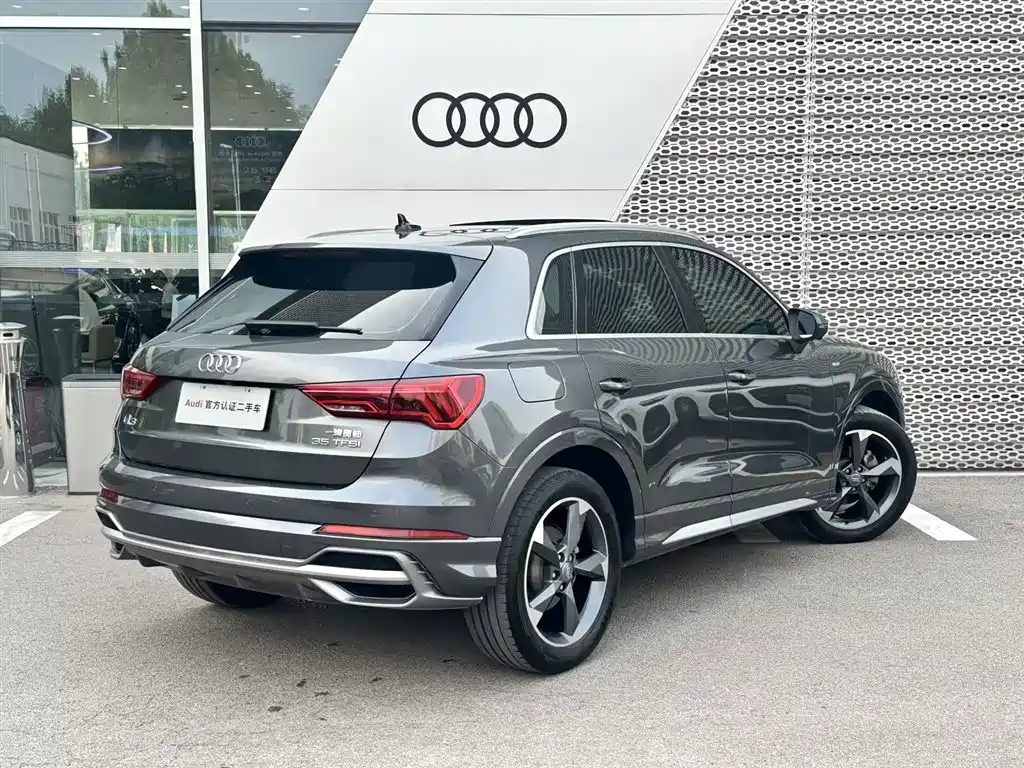 Audi Q3 2020 — фото 5