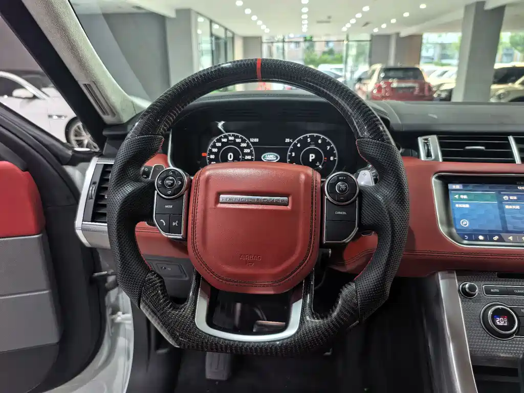 Land Rover Range Rover Sport 2017 — фото 12