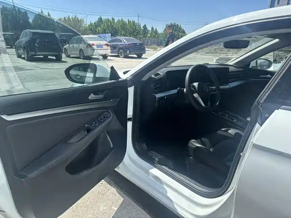 Volkswagen Lamando 2023
