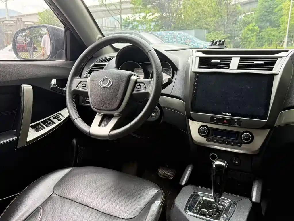 Geely GX7 2015 — фото 10