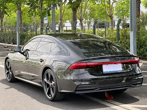 Audi A7 2024