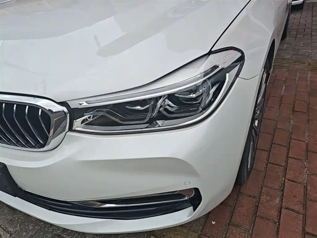 BMW 6 Series GT 2019 — фото 24