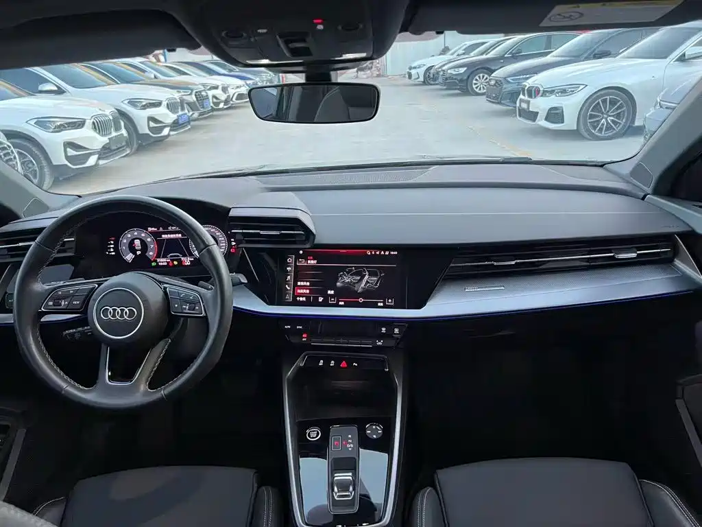 Audi A3 2023 — фото 14