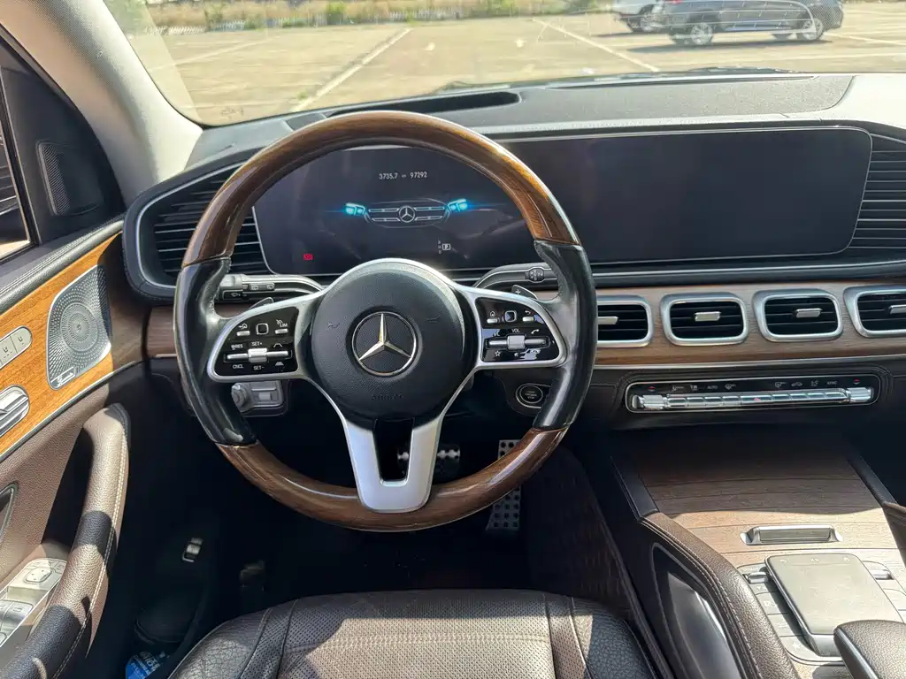 Mercedes-Benz GLS 2021 — фото 16