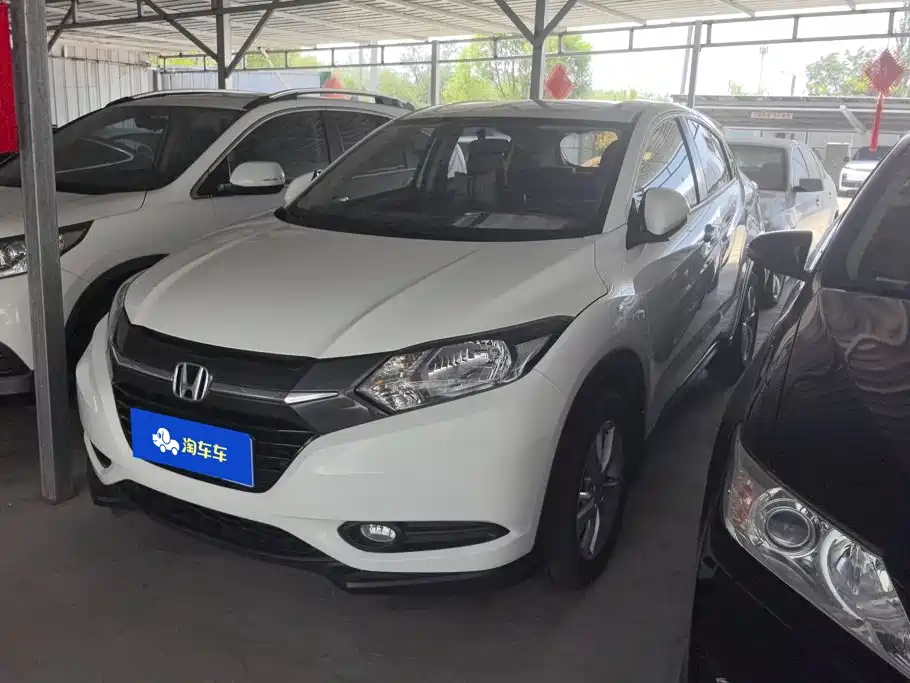 Honda Vezel 2016