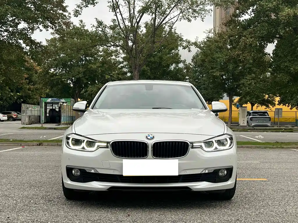 BMW 3 Series 2017