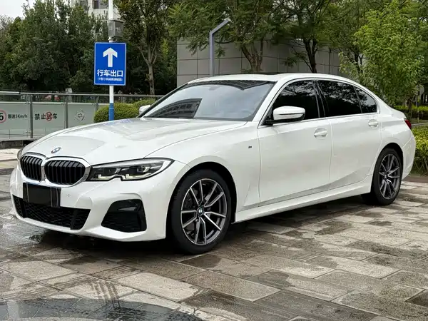 BMW 3 Series 2021