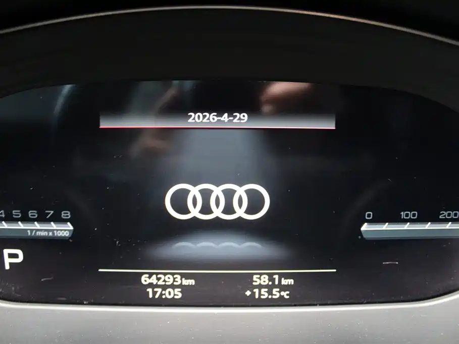 Audi A4L 2024 — фото 11