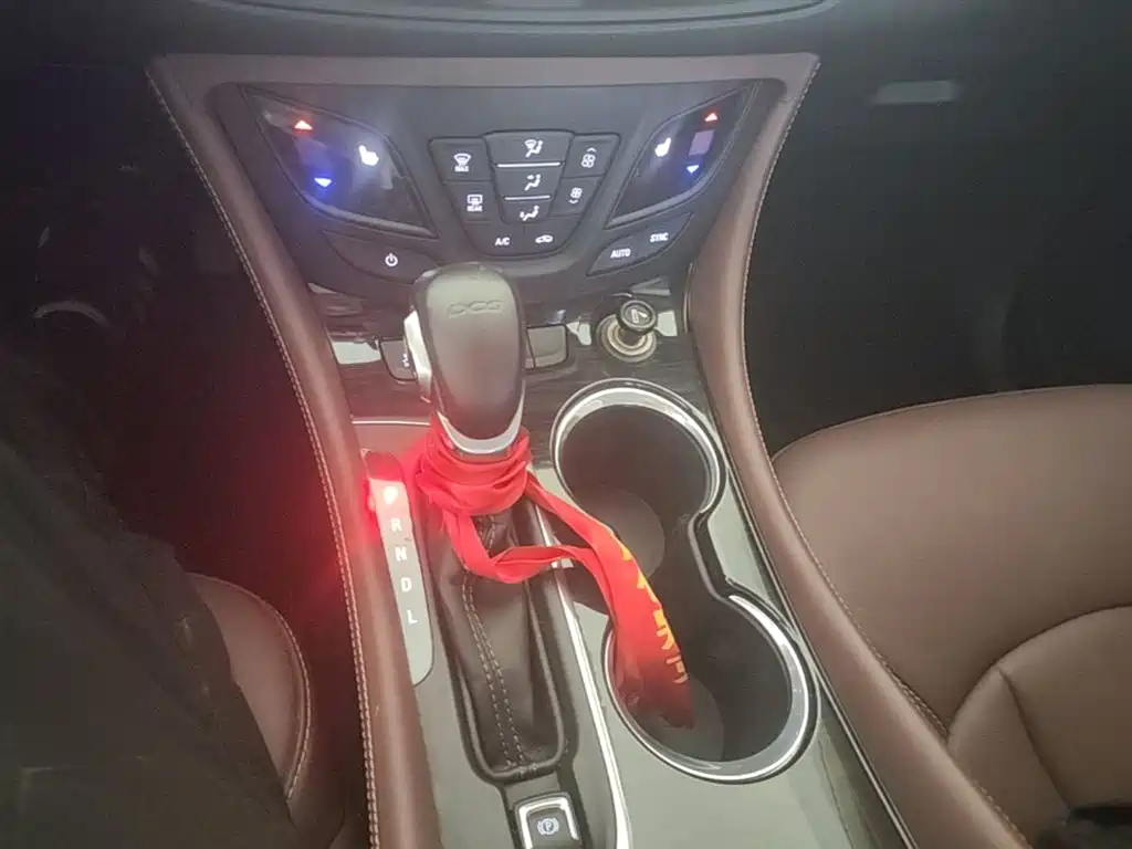 Buick Envision Plus 2021 — фото 14