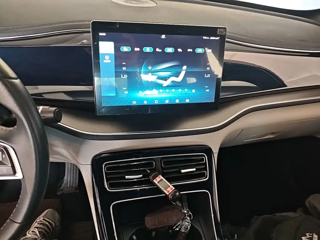 BYD Qin PLUS 2022 — фото 13