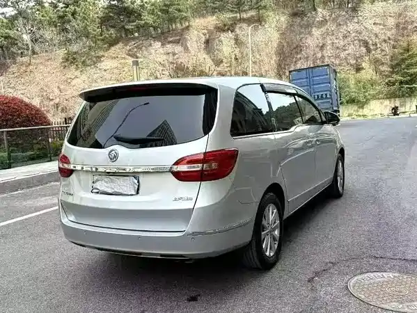 Buick GL8 2018