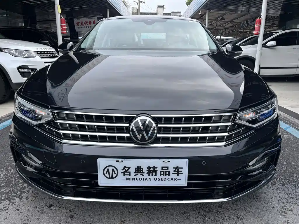 Volkswagen Magotan 2022