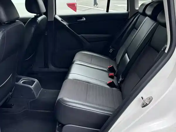 Volkswagen Tiguan 2015
