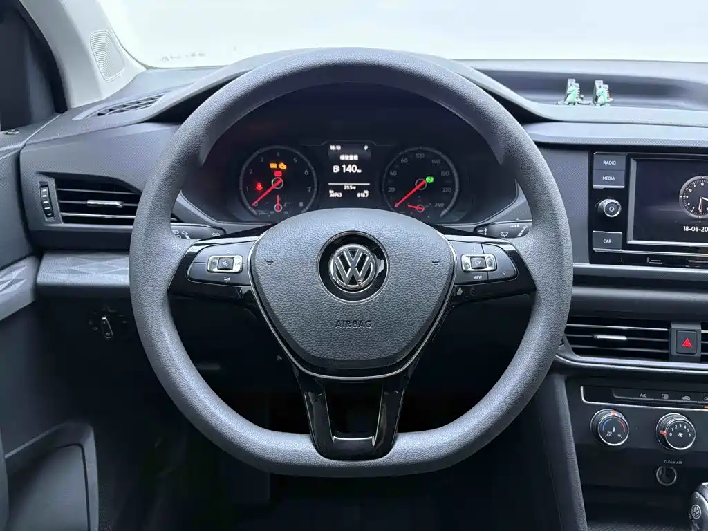 Volkswagen Tharu 2020 — фото 15