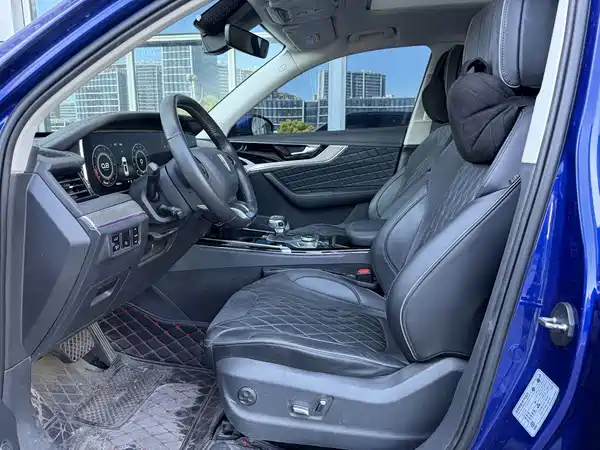 Hongqi HS5 2020