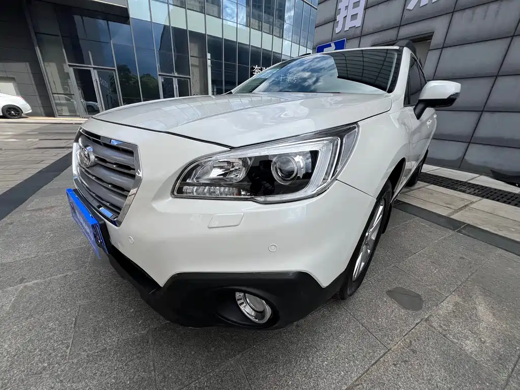 Subaru Outback 2017 — фото 23