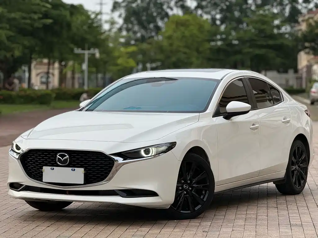 Mazda 3 Axela 2023