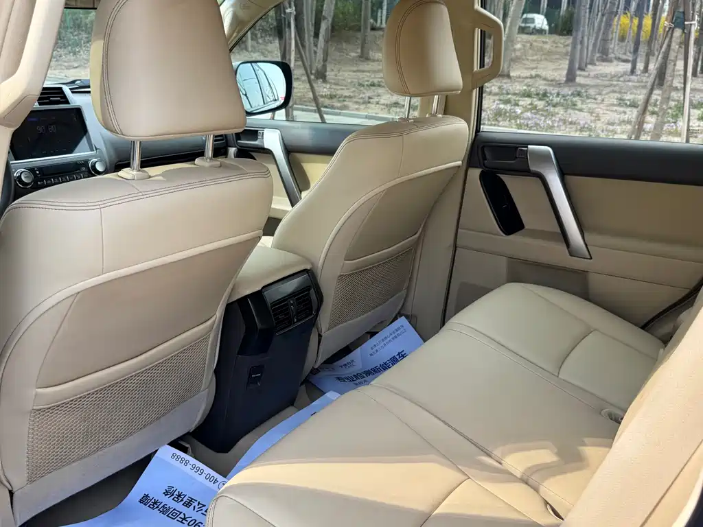 Toyota Prado 2015 — фото 21