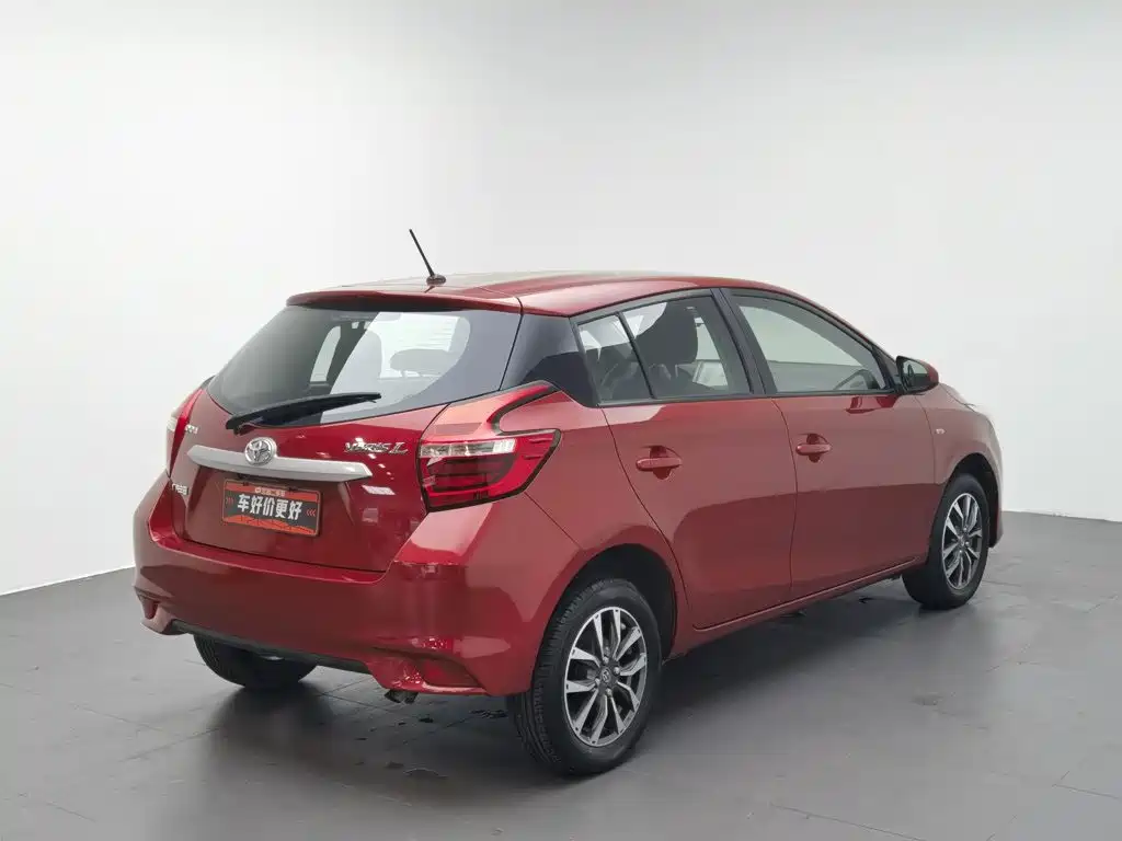 Toyota Yaris L 2017 — фото 2