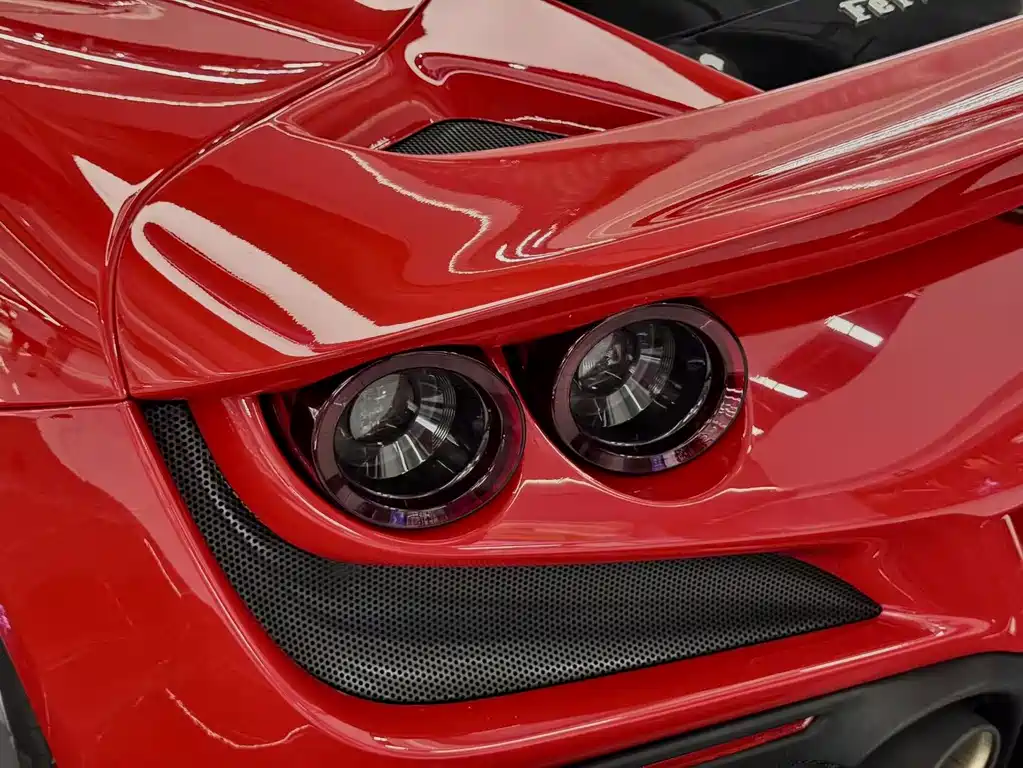 Ferrari F8 2022 — фото 24