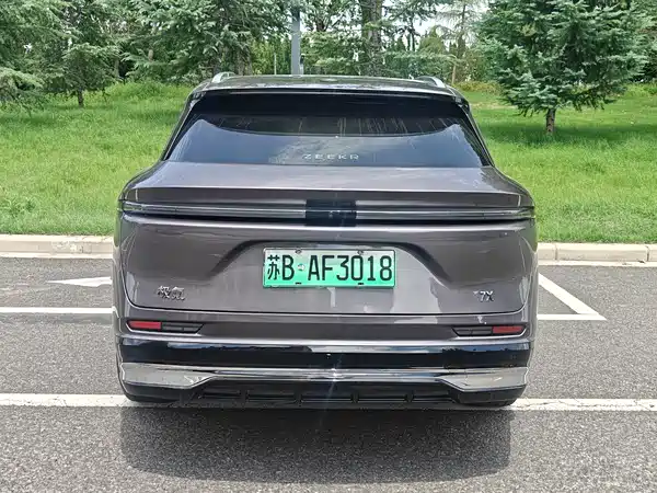 Zeekr 7X 2025