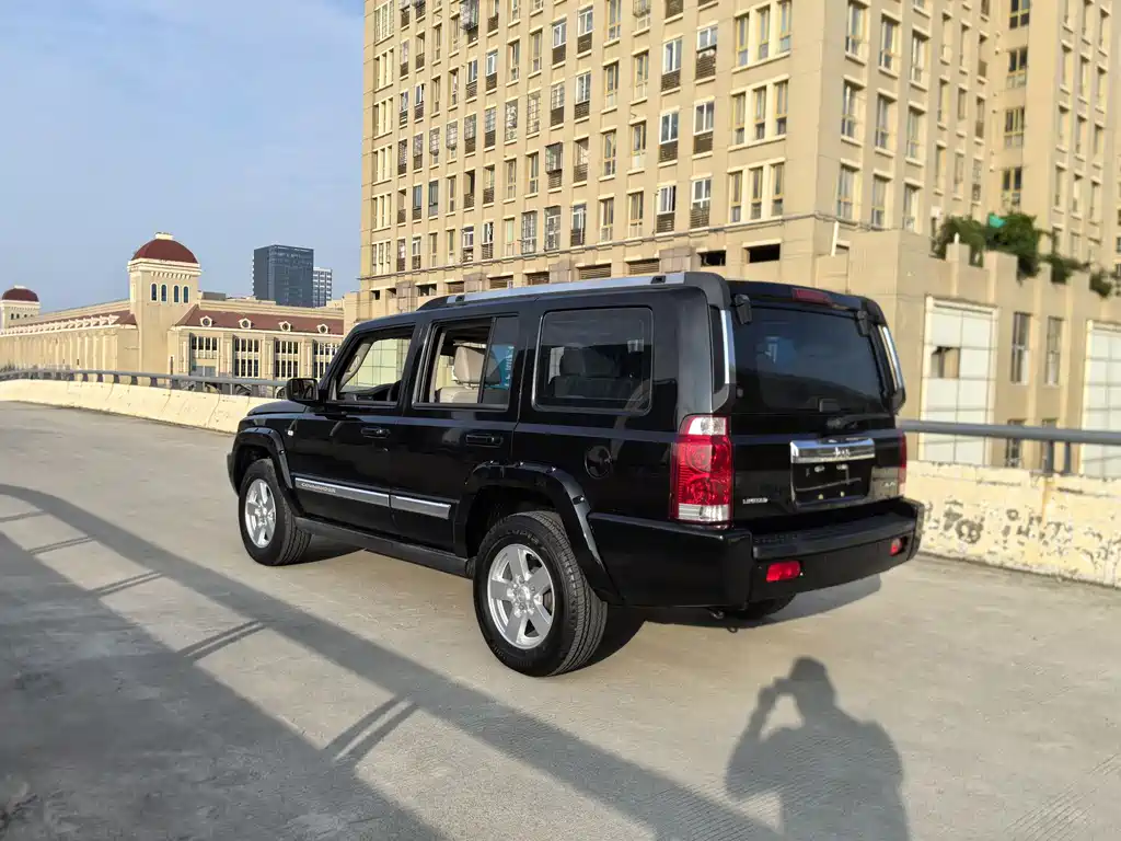 Jeep Commander Classic 2007 — фото 48