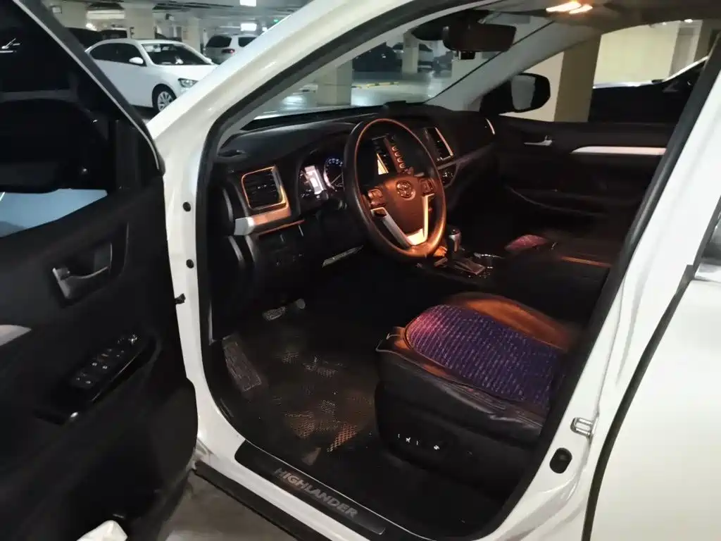 Toyota Highlander 2020 — фото 14