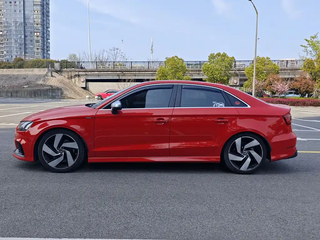 Audi S3 2017 — фото 4
