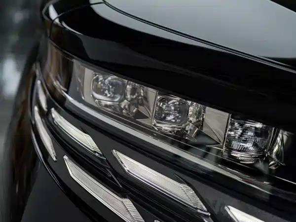 Toyota Alphard 2024