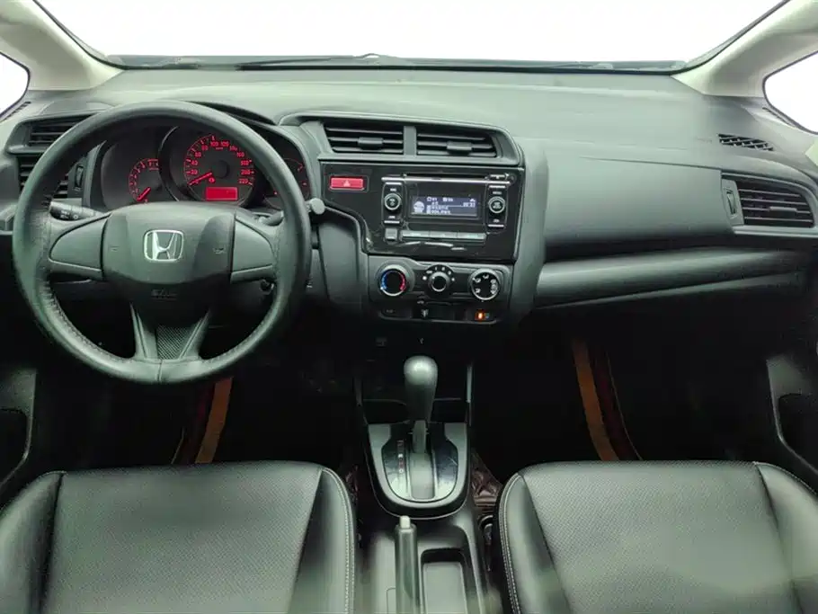 Honda Fit 2017 — фото 12