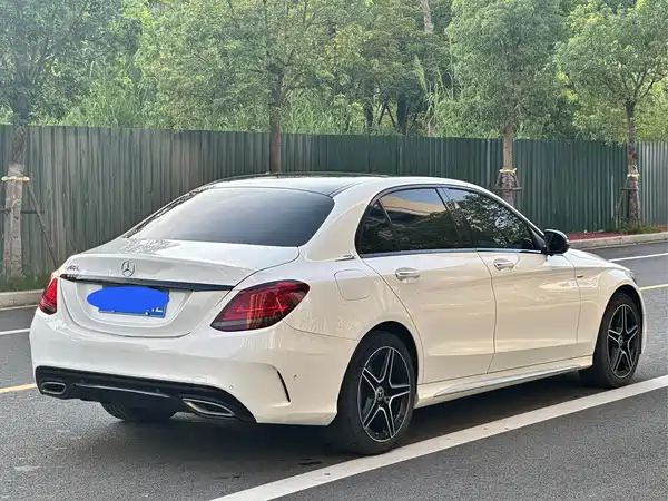 Mercedes-Benz C-Class 2021