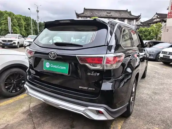 Toyota Highlander 2015