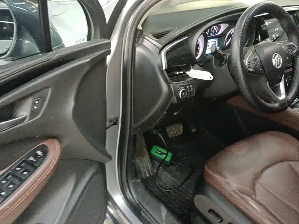 Buick Envision Plus 2021 — фото 16