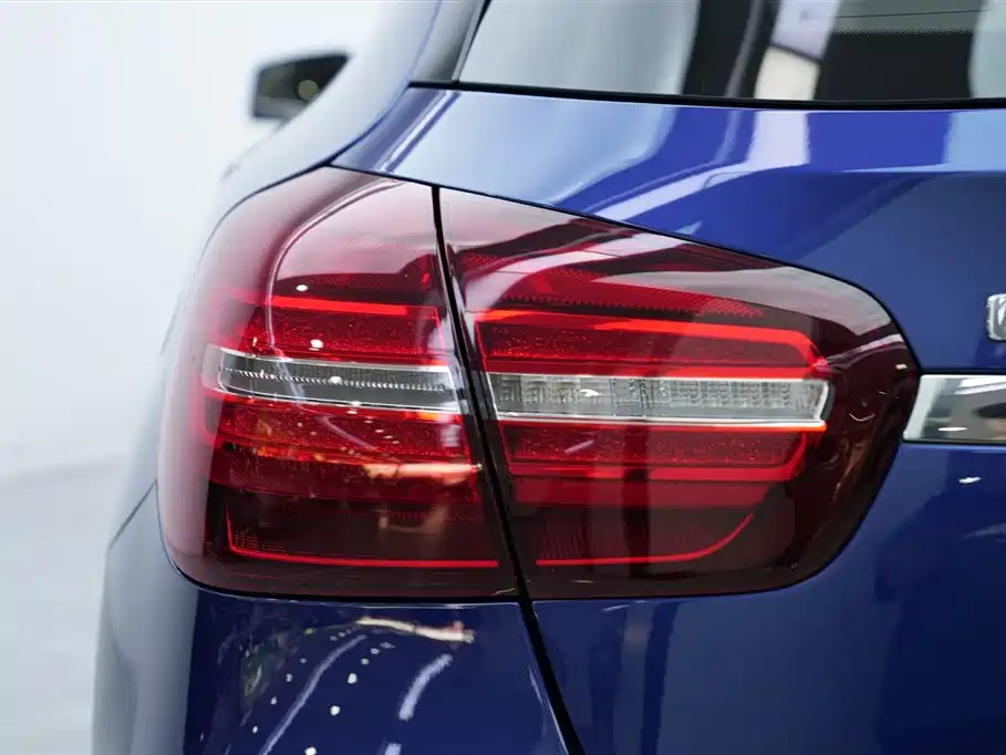Mercedes-Benz GLA 2019 — фото 14