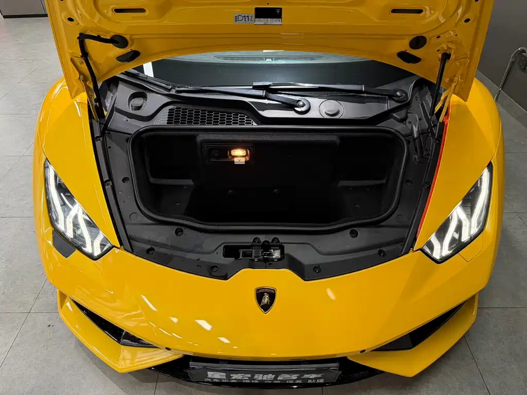 Lamborghini Huracan 2016 — фото 15