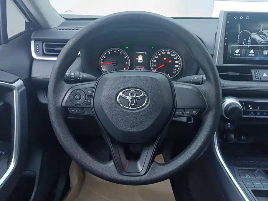Toyota Wildlander 2022 — фото 15