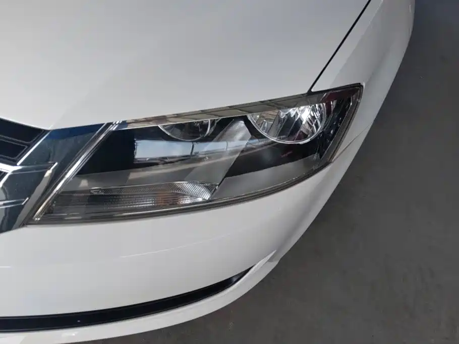 Volkswagen Lavida 2014
