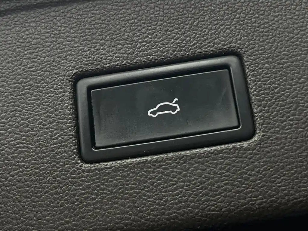 Volkswagen Teramont 2018 — фото 25