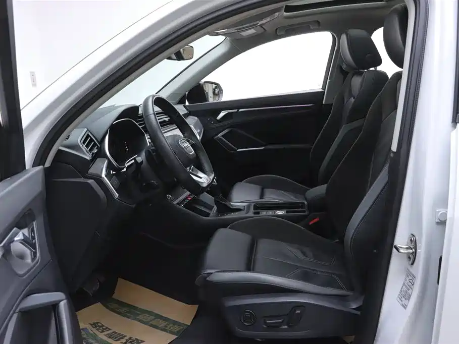 Audi Q3 Sportback 2022 — фото 14