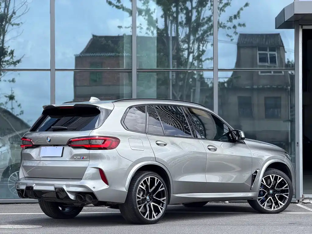 BMW X5 M 2021 — фото 5