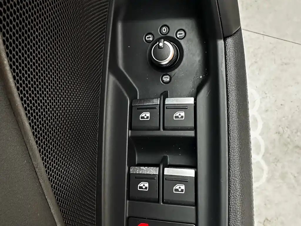 Audi A3 2023 — фото 14