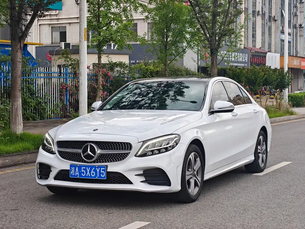 Mercedes-Benz C-Class 2020