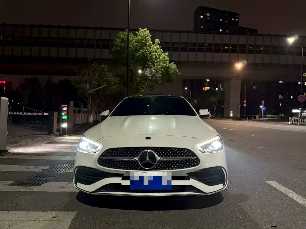 Mercedes-Benz C-Class 2023